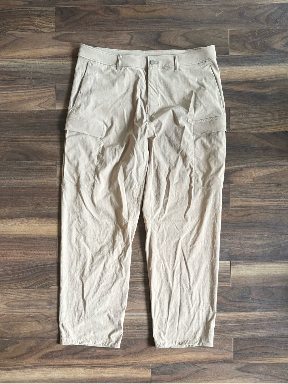 lululemon athletica Men's Light Beige Cargo Pants